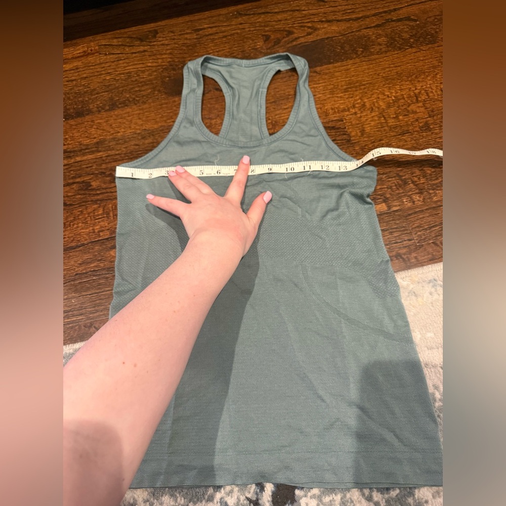 Lululemon x Peleton Swiftly Tech Racerback Tank Teal Size 6 Like new condition - Picture 6 of 7